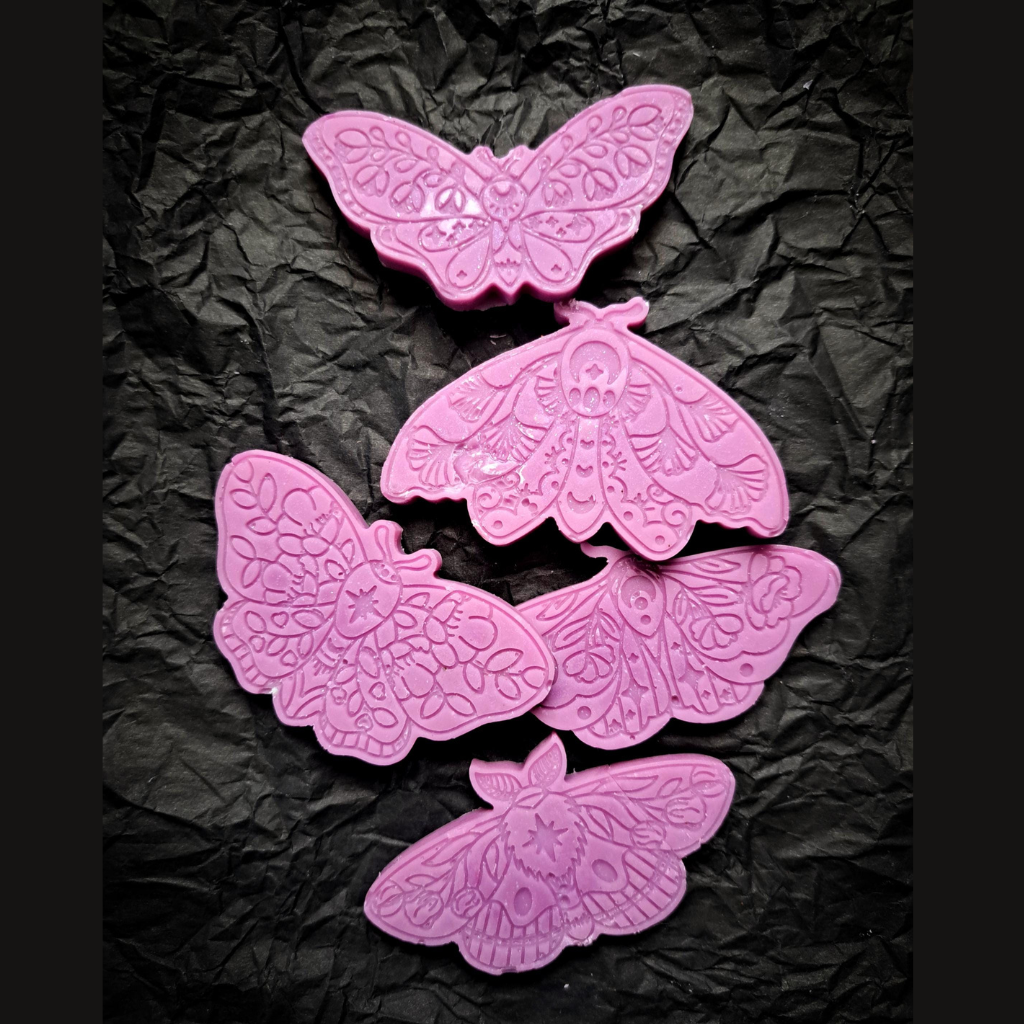 Lunar Moths Wax Melts